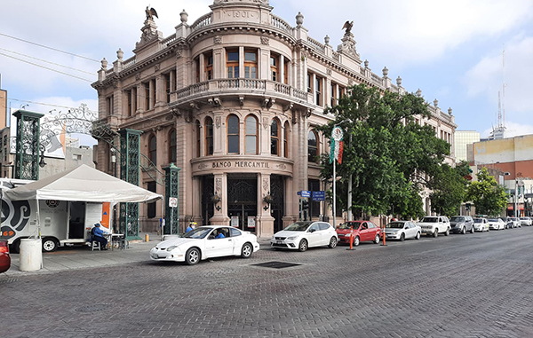 Pese a récord, no saturan módulo Drive-Thru del Centro de Monterrey 1 234807716 608548756806716 7057070932220704632 n