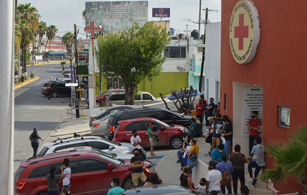 Saturan Cruz Roja de Reynosa por certificados médicos 1 239236888 371777961172994 5460314450713943361 n