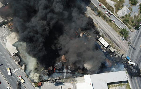 Reporta Protexa cuatro lesionados en explosión en su planta 5