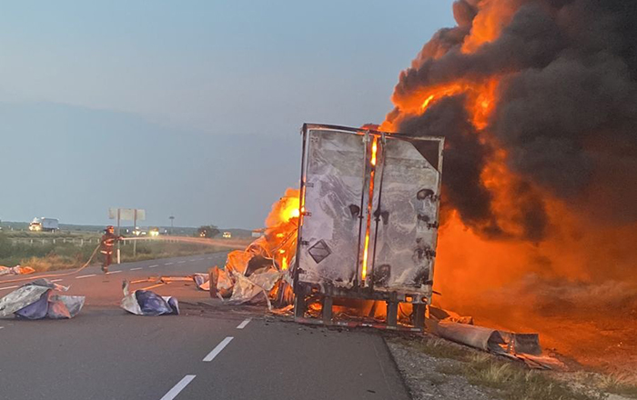trailer quemado