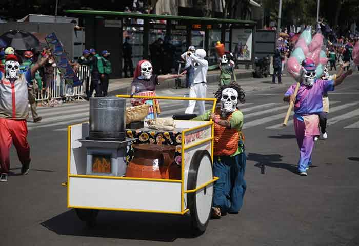 Gran colorido muestra desfile Internacional del Día de Muertos en CDMX (fotogalería) 10 MUERTOS 10