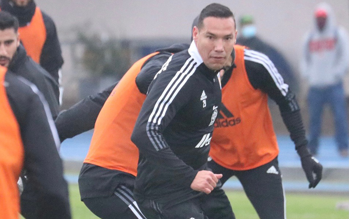 Entrena Lichnovsky con los Tigres 1 271394533 672873807063957 3576355088107186486 n