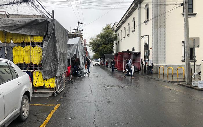 Puestos ambulantes de Colegio Civil desafían a las autoridades municipales 3 271794062 339662868014015 6900987629412148141 n