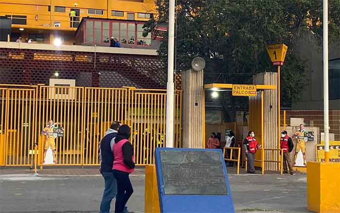 'Asusta' Samuel a políticos; no van a juego de Tigres 1 VOLCAN 2