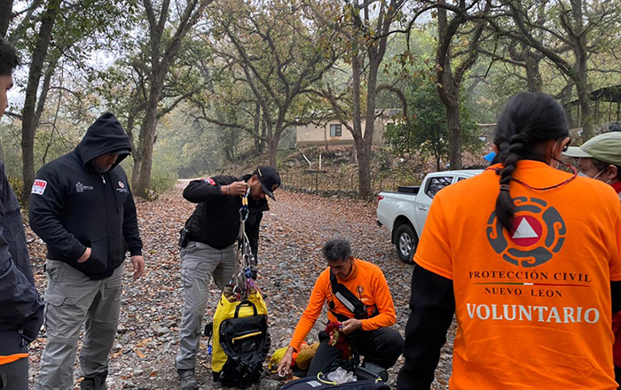 Buscan por aire y tierra a desaparecido en sierra de Santiago 2 274168109 275418541335002 1141909386153295479 n