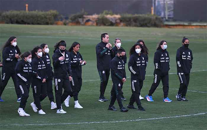Reconocen seleccionadas cancha de ‘El Volcán’ 3 MEXICO FEM