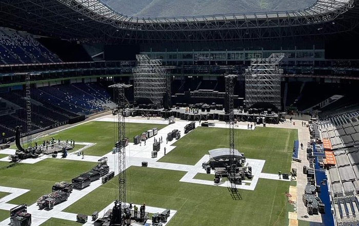 Filas tempraneras en el BBVA para ver a Coldplay 1 275137898 696185721727821 6586248264107254664 n
