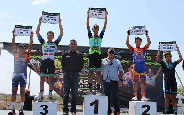 Gana José Aguirre en categoría Elite en circuito de Apodaca 5 APODACA 12