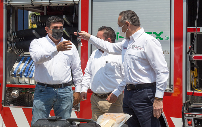 Gobierno de Adrián Oseguera y Pemex juntos por el bienestar de los maderenses 1 01 11