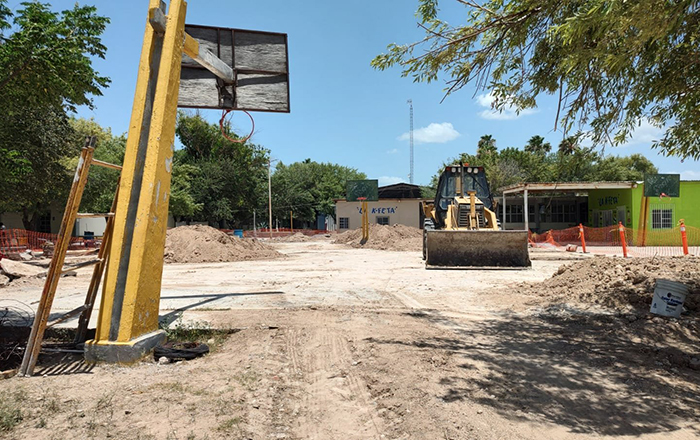 Construyen techumbre en CETis 71 1 287409011 2157461151078148 3393307884778020499 n