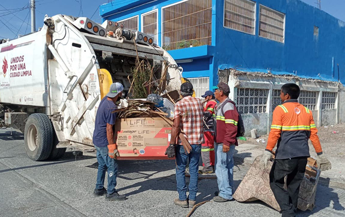 Inician campaña para limpiar colonias en Nuevo Laredo 1 287521263 1604804103292007 99143313159906054 n