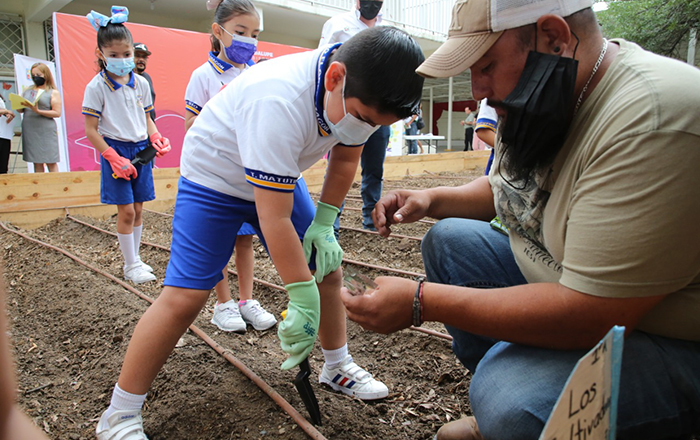 Emprende Cristina Díaz huertos escolares en Guadalupe 1 HUERTO ESCOLAR 5