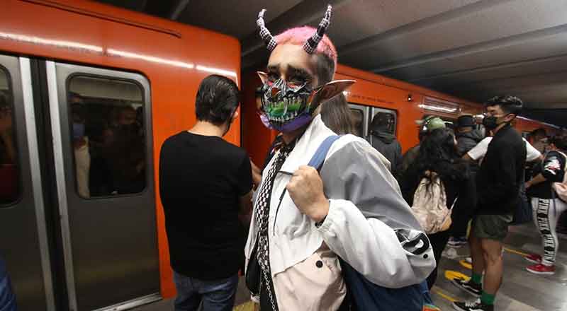 La marcha LGBTTTIQ en CDMX: tiene color y diversión 4 MARCHA 4