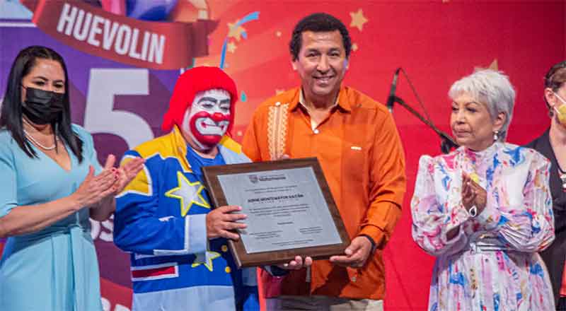 Payaso 'Huevolín' recibe homenaje en Matamoros 1 MATAMOROS 13