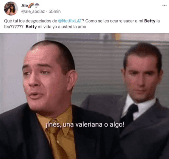 Con memes piden que no salga de Netflix ‘Yo soy Betty, la fea’ 2 luis mesa con un traje de color negro con letras blancas 3ee1857e