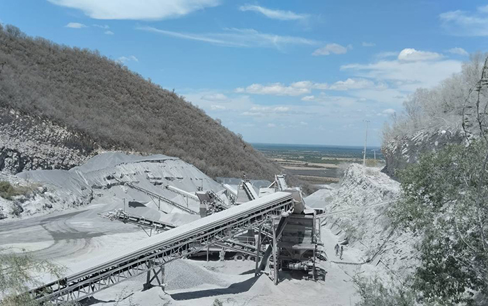 Suspenden pedrera por uso ilegal de río Pesquería 1 285096586 446374343817932 8402810064370418179 n
