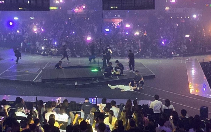 Pantalla gigante aplasta a bailarines en concierto de ‘Mirror’ 1 Captura de Pantalla 2022 07 28 a las 16.48.24