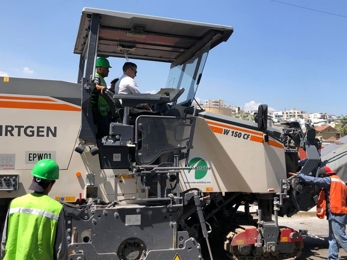 Se rehabilitará 70 por ciento de vialidades en Monterrey 1 Colosio tractor