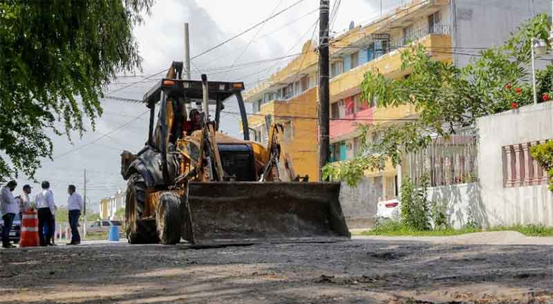 Con obra pública llevan bienestar a las colonias maderenses 1 MADERO 2 3