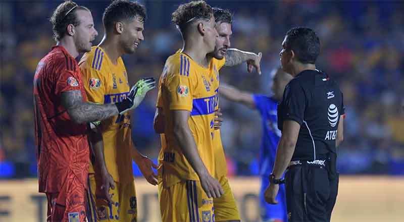 Empieza Tigres la temporada con descalabro 6 TIGRES 4