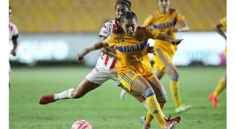 Tigres cumple y vence 2-0 al Necaxa 6 TIGRES FEM 7