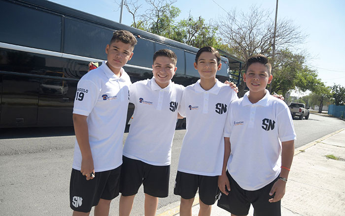 Parten Gallos de San Nicolás al Nacional de Ligas Pequeñas 1 juga 1