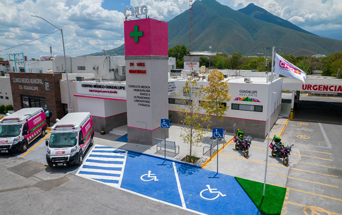 Inaugura Cristina Díaz centro médico Guadalupe 4 1 2