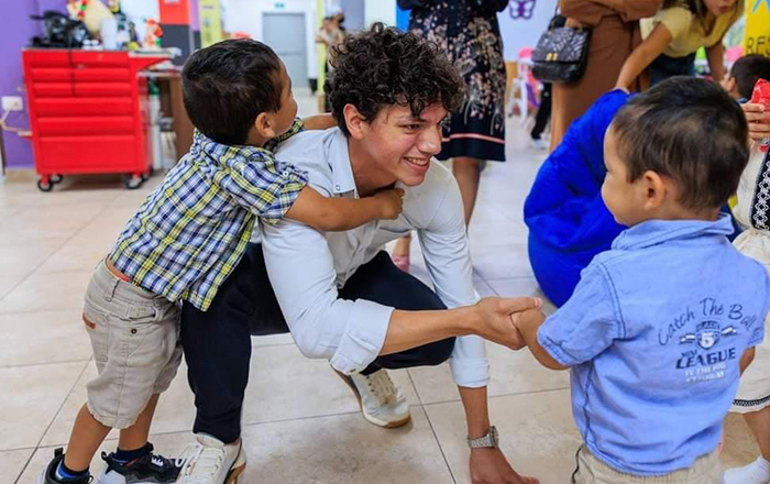 Convive Isaac Hernández con niños del DIF Capullos 2 289058915 572814617880811 2850470340215647752 n