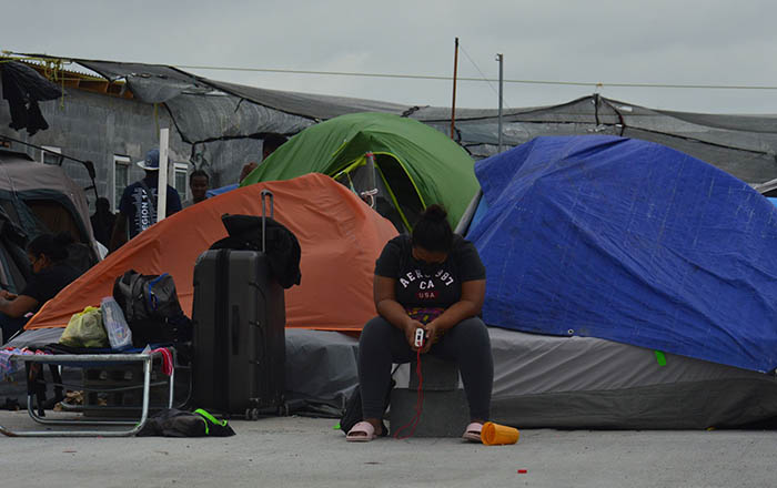 Continúan refugios saturados, impacto migratorio persiste 1 289848009 594889805547400 4031106586296089344 n