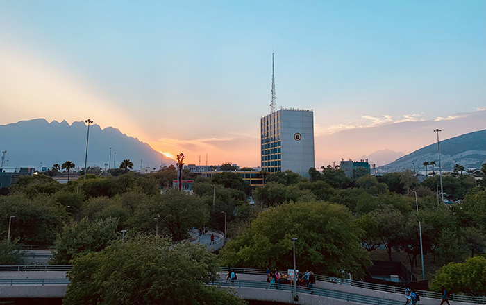 Regresan las clases y el caos vial en Monterrey 1 296357159 437043511816076 3907279326466920026 n 1