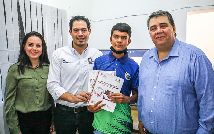 Abren Santiago y UANL preparatoria virtual en la Sierra 3 296988634 1113271012937910 9168356237049026800 n