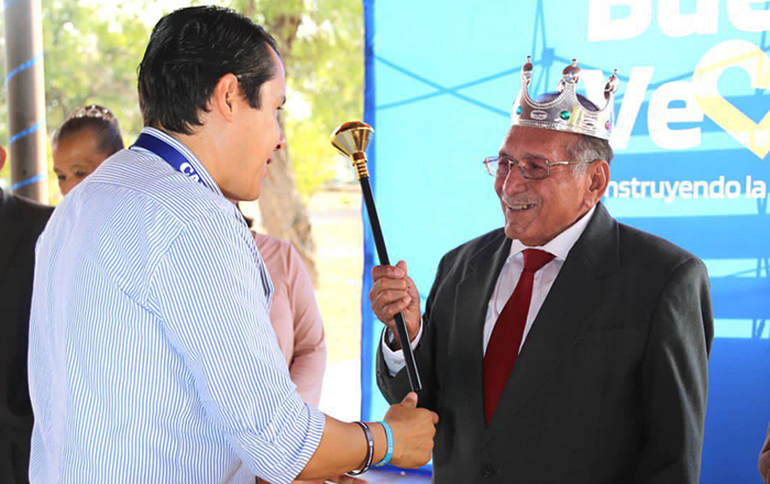 Coronan en San Nicolás a Rey y Reina de los Adultos Mayores 3 300147207 1661854240856197 4740509734471641793 n
