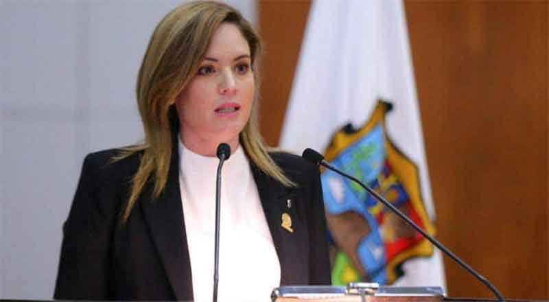 ALEJANDRA-CARDENAS