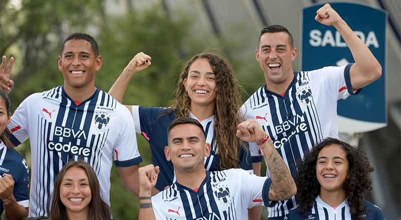 Se toma familia Rayada las fotos oficiales 2 FUNES MORI