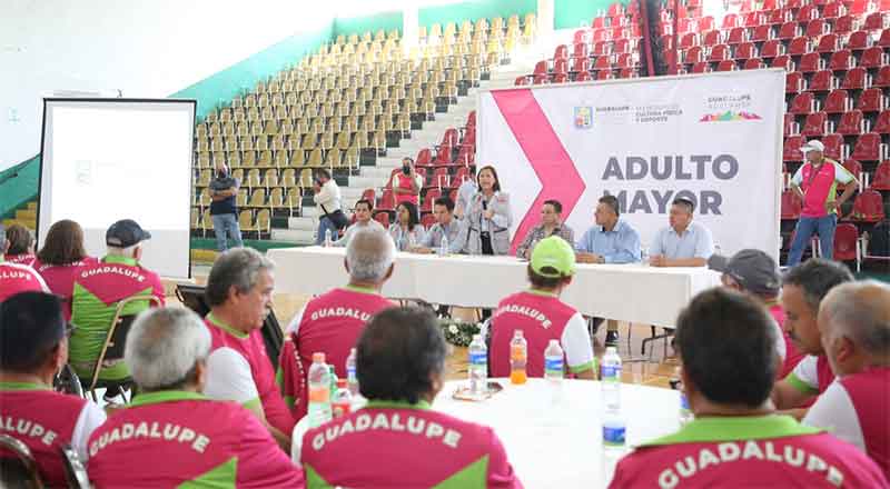 Reconoce Cristina Díaz a ganadores de Juegos Deportivos Estatales 1 GUADALUPE 2 3