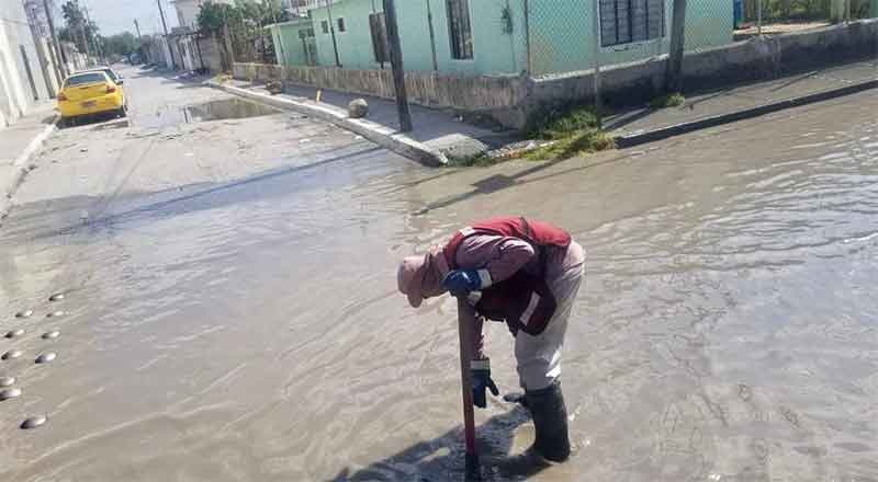 Pide Gobierno de Carlos Peña mantener limpias las calles 1 INUNDACIONES