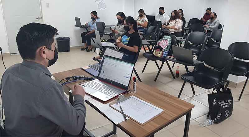 Maestros de la UT reciben nueva capacitación del sistema virtual 1 Jesus Alejandro Mata