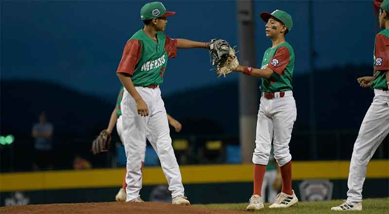 México blanquea 10-0; irá vs China Taipei 10 LIGAS PEQ 12