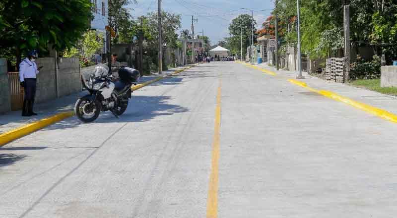 Reafirma Adrián Oseguera su vocación al servicio de los maderenses 1 MADERO 2
