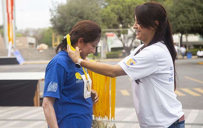 Realiza UANL Caminata por la Salud del Adulto Mayor 1 Quinta Caminada 3k por el Adulto Mayor 65