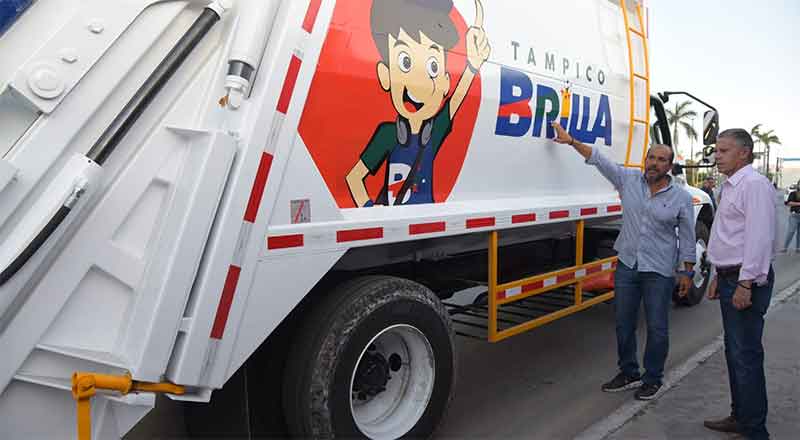 Entrega Chucho Nader dos modernos camiones recolectores de basura 1 TAMPICO 2 23