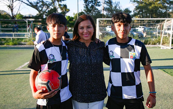 Conviven jóvenes y policías de Guadalupe, en partido de futbol 1 3