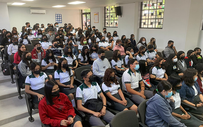 Presencian estudiantes del CETis 71 conferencia sobre suicidio 1 304837026 3301720970047429 2366201541102992804 n