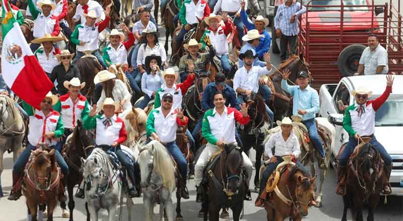Cabalgan alcaldes de la frontera por la Amistad de Reynosa, Río Bravo e Hidalgo 1 CARLOS PENA 2 2