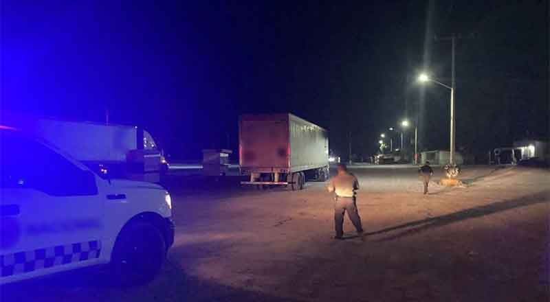 En Galeana rescatan a 121 migrantes en interior de tractocamión 1 GUARDIA NACIONAL 2 1