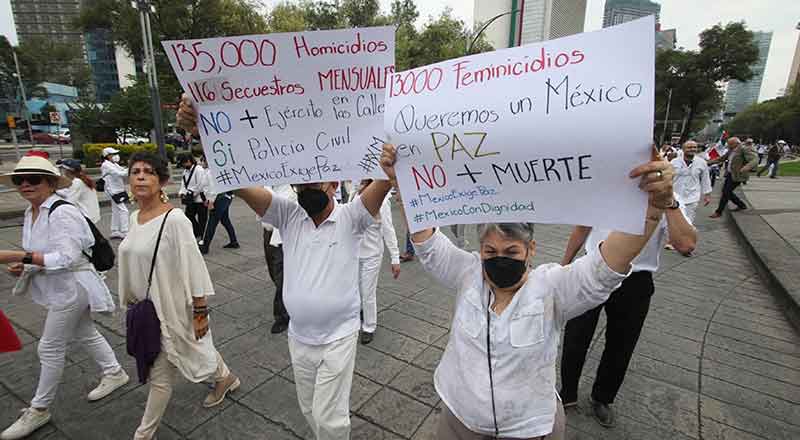 Marchan en CDMX contra violencia y militarización en el país 2 MARCHA 1
