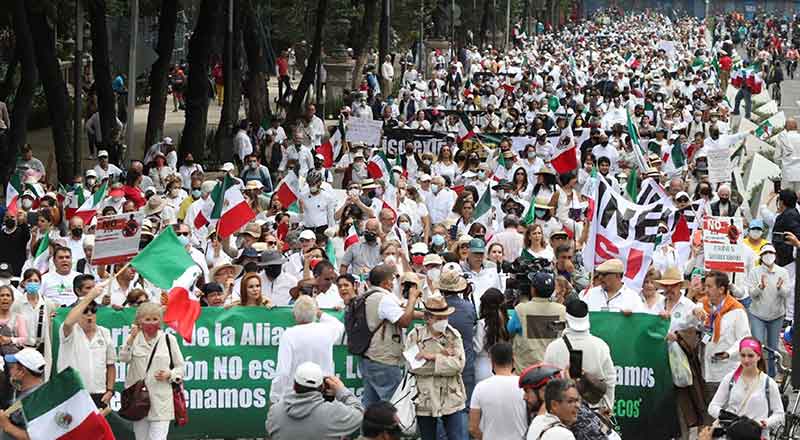Marchan en CDMX contra violencia y militarización en el país 3 MARCHA 2
