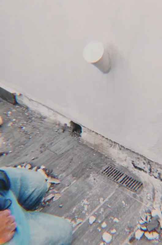 Denuncia inundación de su casa por negligencia de constructora 2 MUJER 3