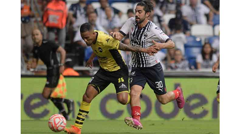 Rayados tienen empate de pólvora mojada 2 RAYADOS 8