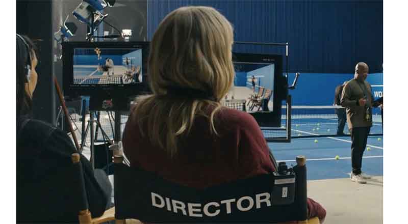 TAYLOR-SWIFT